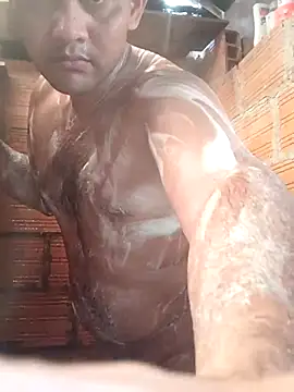 Snapshot of travieso2893 chatting on 01/10/25, 07:21 travieso2893 online show from 01/10/25, 07:21