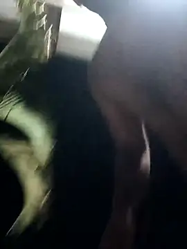 Snapshot of travieso2893 chatting on 02/20/25, 02:18 travieso2893 online show from 02/20/25, 02:18