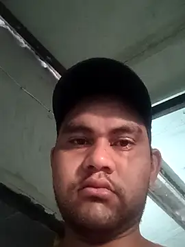 Snapshot of travieso2893 chatting on 02/22/25, 11:13 travieso2893 online show from 02/22/25, 11:13