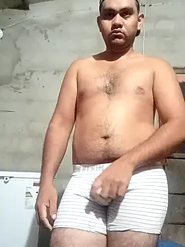 Snapshot of travieso2893 chatting on 03/13/25, 10:57 travieso2893 online show from 03/13/25, 10:57