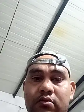 Snapshot of travieso2893 chatting on 10/03/25, 03:25 travieso2893 online show from 10/03/25, 03:25