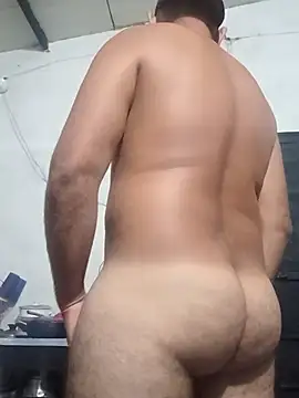 Snapshot of travieso2893 chatting on 10/16/25, 02:34 travieso2893 online show from 10/16/25, 02:34