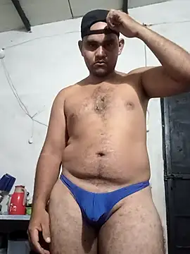 Snapshot of travieso2893 chatting on 10/18/25, 04:48 travieso2893 online show from 10/18/25, 04:48