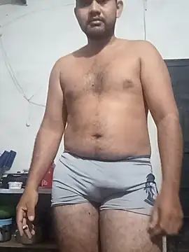 Snapshot of travieso2893 chatting on 11/15/25, 07:16 travieso2893 online show from 11/15/25, 07:16