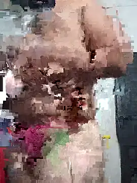 Snapshot of travieso2893 chatting on 11/16/25, 02:17 travieso2893 online show from 11/16/25, 02:17