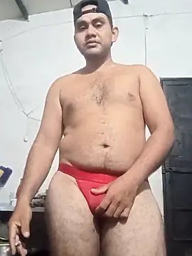 Snapshot of travieso2893 chatting on 11/22/25, 03:05 travieso2893 online show from 11/22/25, 03:05