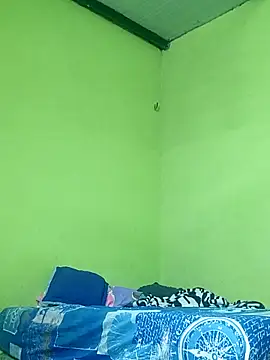 Snapshot of travieso2893 chatting on 12/18/25, 05:24 travieso2893 online show from 12/18/25, 05:24