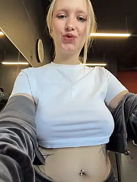 Milkyy wway online show from 04/10/26, 05:23