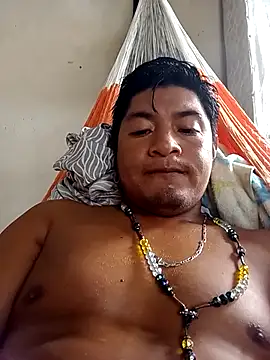 Snapshot of Roysitobebe_ chatting on 07/17/26, 01:51 Roysitobebe online show from 07/17/26, 01:51