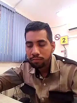 Snapshot of EnriquePersian197 chatting on 12/30/24, 06:49 EnriquePersian197 online show from 12/30/24, 06:49