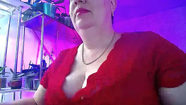  Sweet Woman online show from 09/17/25, 04:25