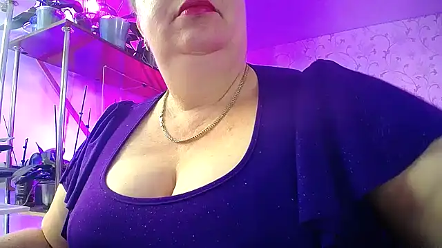  Sweet Woman online show from 10/05/25, 05:28