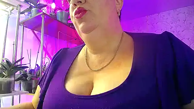  Sweet Woman online show from 10/24/25, 01:07