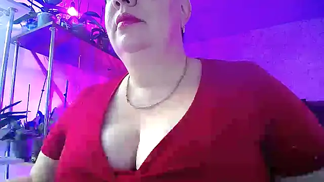  Sweet Woman online show from 11/04/25, 05:28