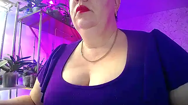  Sweet Woman online show from 11/27/25, 06:04