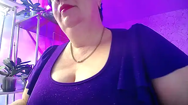  Sweet Woman online show from 12/22/25, 06:32