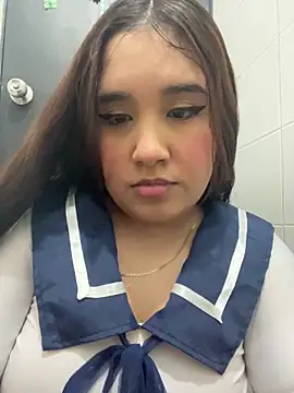 melyescobar online show from 12/15/25, 03:33