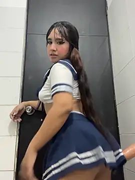 melyescobar online show from 05/06/26, 04:19