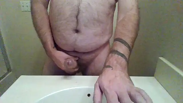 WatchinU82 online show from 11/28/25, 05:32