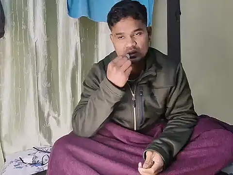 Snapshot of loveboyrp chatting on 02/24/25, 02:08 loveboyrp online show from 02/24/25, 02:08