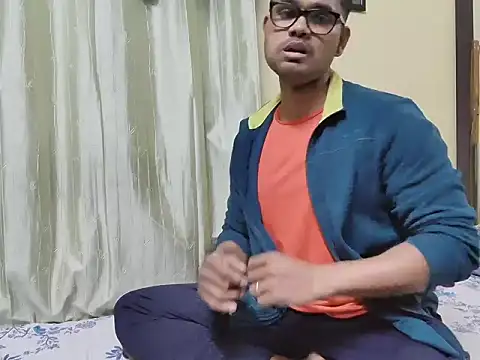 Snapshot of loveboyrp chatting on 02/25/25, 02:47 loveboyrp online show from 02/25/25, 02:47