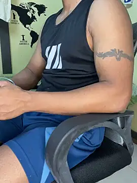 Snapshot of loveboyrp chatting on 11/07/25, 03:06 loveboyrp online show from 11/07/25, 03:06