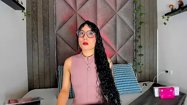 BriaConner  online show from 03/30/26, 01:28