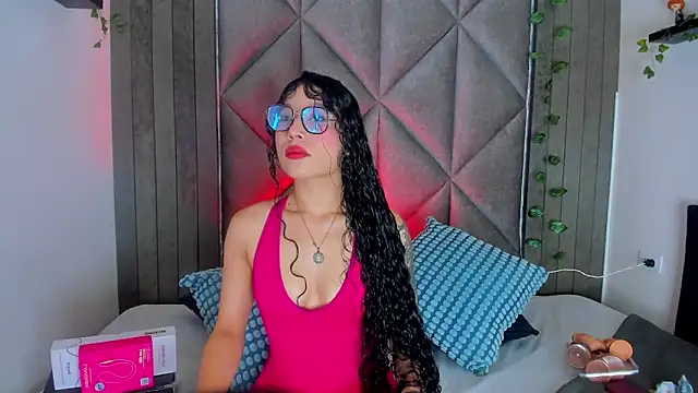 BriaConner  online show from 03/31/26, 02:57