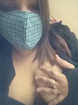 Naughty-Trisha online show from 11/17/25, 06:52