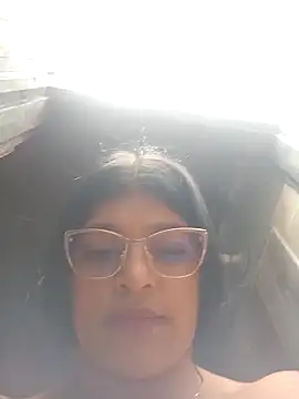 naughty-girl01 online show from 02/22/25, 04:40