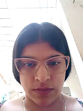 naughty-girl01 online show from 02/24/25, 01:21