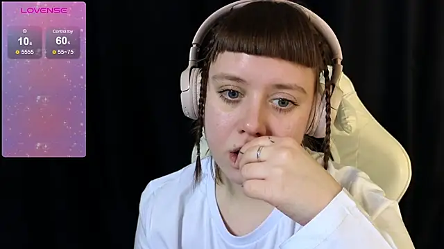 June shy0 online show from 02/13/25, 08:06