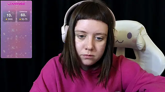 June shy0 online show from 03/08/25, 11:48