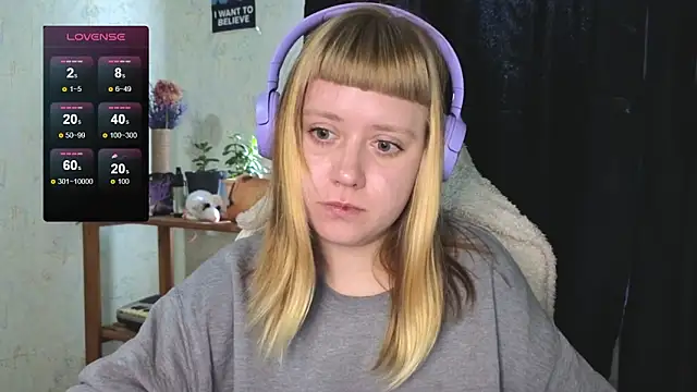 June shy0 online show from 09/27/25, 07:02