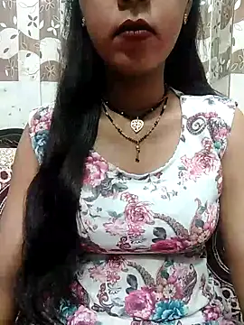 Snapshot of Sharmila-Singh chatting on 02/22/25, 11:13 Sharmila-Singh online show from 02/22/25, 11:13