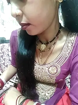 Snapshot of Sharmila-Singh chatting on 02/24/25, 05:31 Sharmila-Singh online show from 02/24/25, 05:31