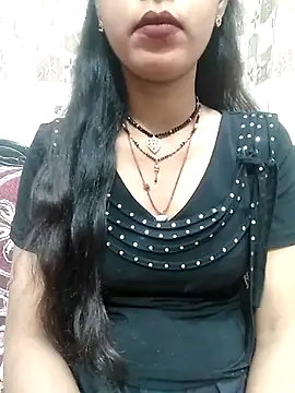 Snapshot of Sharmila-Singh chatting on 03/06/25, 05:35 Sharmila-Singh online show from 03/06/25, 05:35
