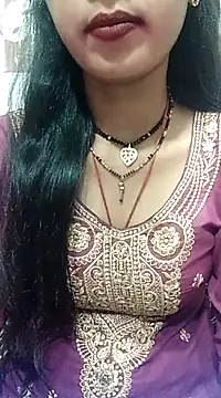 Snapshot of Sharmila-Singh chatting on 03/07/25, 08:33 Sharmila-Singh online show from 03/07/25, 08:33