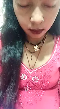Snapshot of Sharmila-Singh chatting on 03/09/25, 09:14 Sharmila-Singh online show from 03/09/25, 09:14