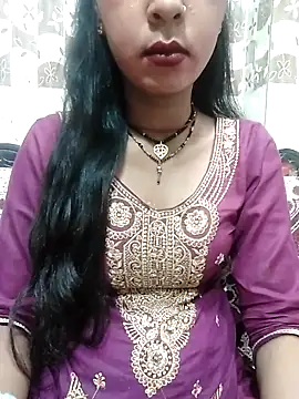 Snapshot of Sharmila-Singh chatting on 03/10/25, 10:59 Sharmila-Singh online show from 03/10/25, 10:59