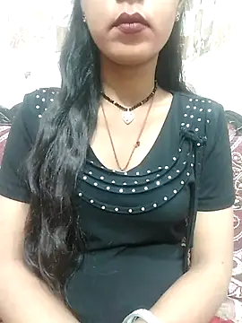 Snapshot of Sharmila-Singh chatting on 03/12/25, 11:20 Sharmila-Singh online show from 03/12/25, 11:20