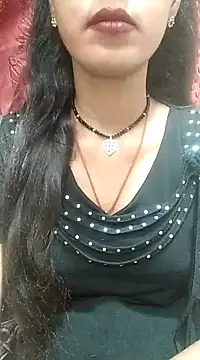 Snapshot of Sharmila-Singh chatting on 03/18/25, 12:03 Sharmila-Singh online show from 03/18/25, 12:03