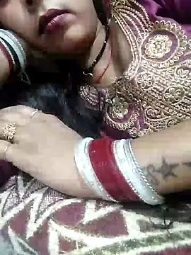 Snapshot of Sharmila-Singh chatting on 03/20/25, 09:15 Sharmila-Singh online show from 03/20/25, 09:15