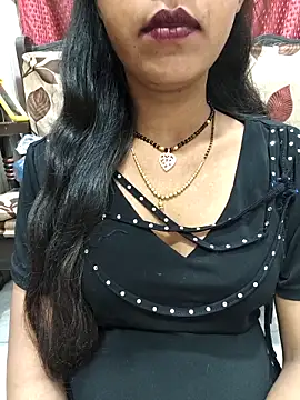 Snapshot of Sharmila-Singh chatting on 09/14/25, 07:02 Sharmila-Singh online show from 09/14/25, 07:02