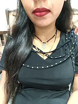 Snapshot of Sharmila-Singh chatting on 09/23/25, 04:59 Sharmila-Singh online show from 09/23/25, 04:59