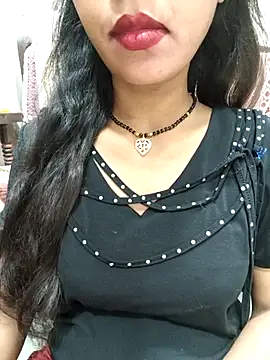 Snapshot of Sharmila-Singh chatting on 09/30/25, 01:49 Sharmila-Singh online show from 09/30/25, 01:49