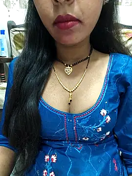 Snapshot of Sharmila-Singh chatting on 10/14/25, 05:08 Sharmila-Singh online show from 10/14/25, 05:08