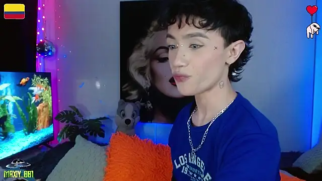 maxiy 001 online show from 07/27/26, 03:13