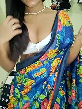 Snapshot of Meenakshi_ chatting on 11/05/25, 03:34 Meenakshi online show from 11/05/25, 03:34