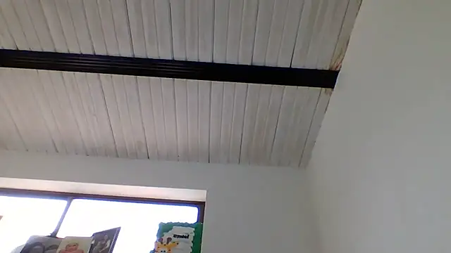 Snapshot of _isaabellaa chatting on 02/05/25, 03:31 isaabellaa online show from 02/05/25, 03:31